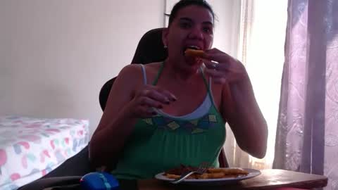 ariannaloovel online show from 09/29/25, 06:24