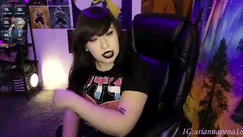 Snapshot of ariannapena chatting on 07/07/26, 12:02 Arianna Pea online show from 07/07/26, 12:02
