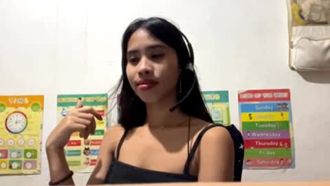 Snapshot of ariannaramm chatting on 05/06/26, 02:11 Mila online show from 05/06/26, 02:11