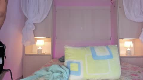 Snapshot of ariannavega_ chatting on 05/21/26, 11:39 ariannavega_ online show from 05/21/26, 11:39