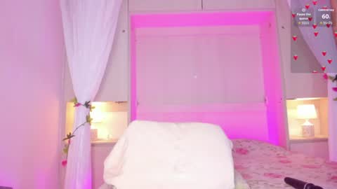 Snapshot of ariannavega_ chatting on 07/07/26, 11:58 ariannavega_ online show from 07/07/26, 11:58