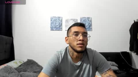 Snapshot of ariannawil chatting on 12/15/25, 12:26 ariannawil online show from 12/15/25, 12:26