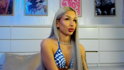 Arianna online show from 05/10/26, 07:02