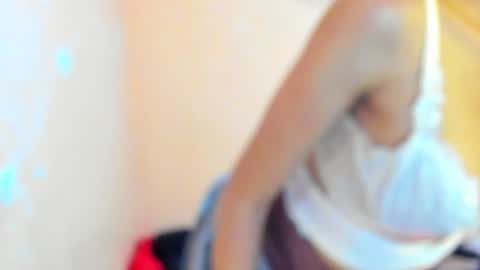 Snapshot of ariba_aribats chatting on 12/21/24, 10:17 VAL online show from 12/21/24, 10:17