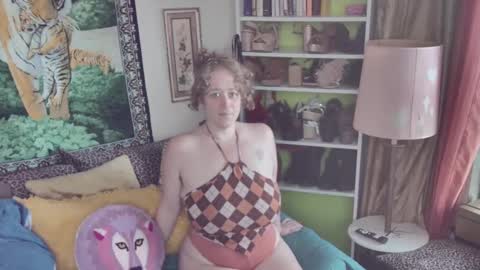 Snapshot of arielabai chatting on 10/01/25, 03:40 Arielle Ari online show from 10/01/25, 03:40