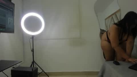 Snapshot of arielasm chatting on 01/16/26, 01:59 arielasm online show from 01/16/26, 01:59