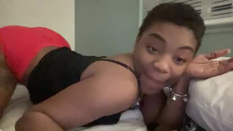 Snapshot of arielbliss69 chatting on 03/26/26, 03:01 arielbliss69 online show from 03/26/26, 03:01