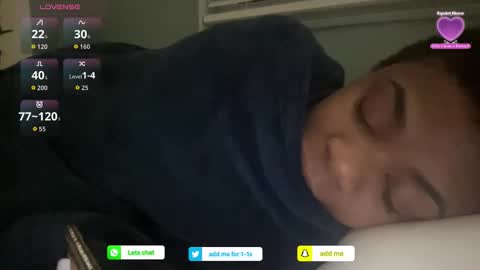 Snapshot of arielbliss69 chatting on 04/10/26, 01:44 arielbliss69 online show from 04/10/26, 01:44