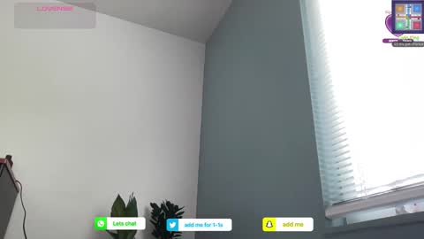 Snapshot of arielbliss69 chatting on 05/02/26, 03:28 arielbliss69 online show from 05/02/26, 03:28