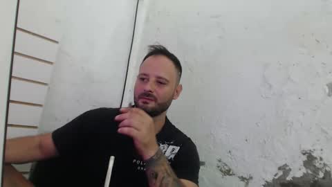 Snapshot of arield85 chatting on 03/17/26, 02:42 Ariel online show from 03/17/26, 02:42