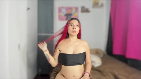 Stephany  online show from 02/11/25, 06:30