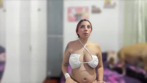 Stephany  online show from 02/24/25, 05:00