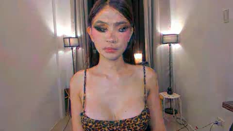 MIRA GREYSON online show from 04/26/26, 10:07