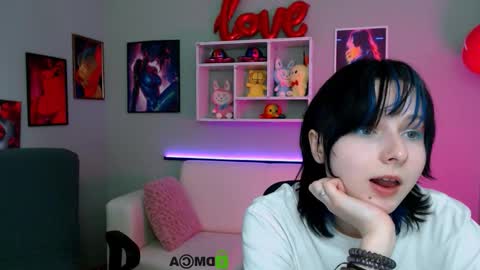 Snapshot of arielmell chatting on 03/07/26, 10:45 arielmell online show from 03/07/26, 10:45