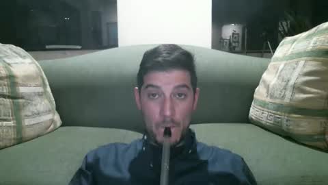 Snapshot of arielsinho chatting on 01/06/26, 05:11 Anon online show from 01/06/26, 05:11