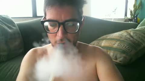 Snapshot of arielsinho chatting on 02/18/26, 09:44 Anon online show from 02/18/26, 09:44