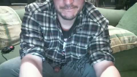 Snapshot of arielsinho chatting on 03/08/26, 02:37 Anon online show from 03/08/26, 02:37