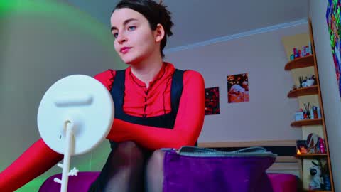 Snapshot of arielstonks_lovee chatting on 02/07/25, 03:55 arielstonks_lovee online show from 02/07/25, 03:55