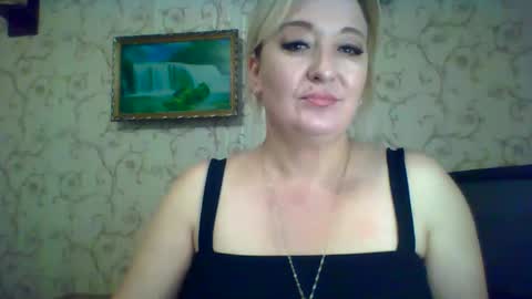 Snapshot of arielxloveresss chatting on 09/16/25, 08:59 ArielXLoveresss online show from 09/16/25, 08:59