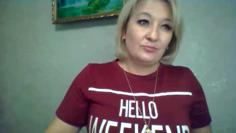 Snapshot of arielxloveresss chatting on 10/29/25, 02:30 ArielXLoveresss online show from 10/29/25, 02:30