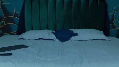 Ari online show from 02/18/25, 11:30