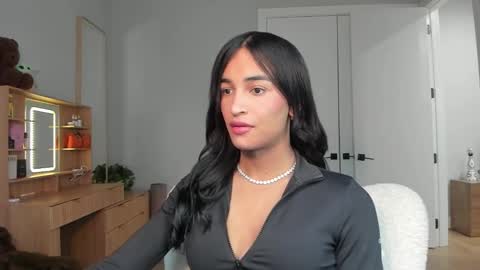 Snapshot of ariia1_ chatting on 02/06/26, 08:12 Aria online show from 02/06/26, 08:12