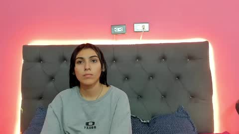 Aria  Cholee online show from 04/25/26, 01:41