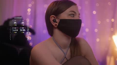 Arina online show from 02/11/25, 10:39