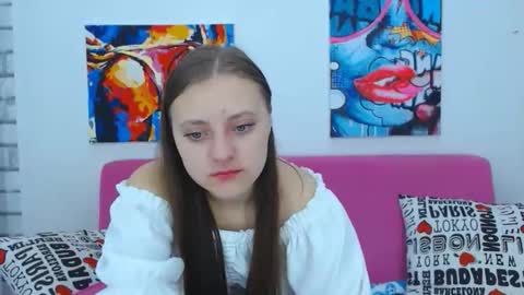 arinabelle online show from 10/13/25, 02:11