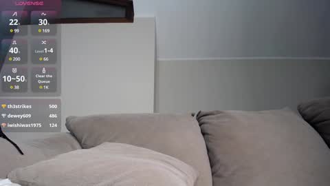 arinamir online show from 12/12/24, 05:52