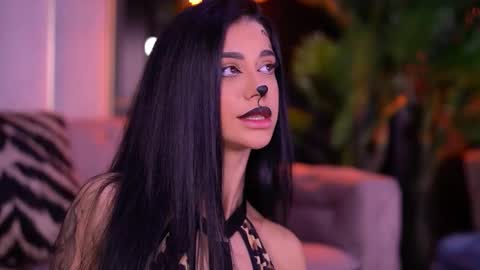 Arina online show from 10/31/25, 06:53