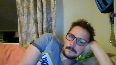 Snapshot of ariparikrigsmann chatting on 01/23/25, 10:11 ariparikrigsmann online show from 01/23/25, 10:11