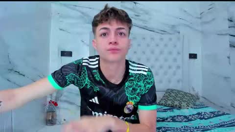 celina online show from 11/22/25, 01:10