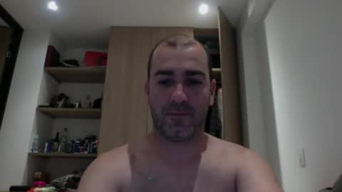 aristi11 online show from 11/19/25, 06:02