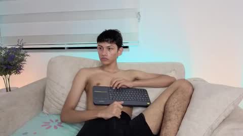 Snapshot of arito__ chatting on 03/07/26, 05:37 ANDRES Independent model online show from 03/07/26, 05:37