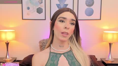 Snapshot of arivega chatting on 02/07/25, 01:36   Nice to meet you  thumb up me please its important I  LOOK MY BIO DOWN online show from 02/07/25, 01:36