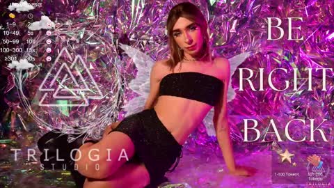 Snapshot of arivega chatting on 02/10/25, 02:52   Nice to meet you  thumb up me please its important I  LOOK MY BIO DOWN online show from 02/10/25, 02:52