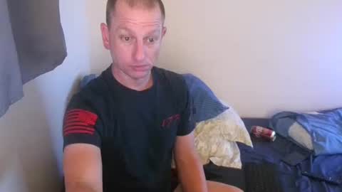 Snapshot of arizona222222 chatting on 02/16/26, 06:42 luv2benawty online show from 02/16/26, 06:42