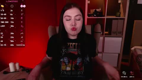 Astrid online show from 03/07/25, 12:26