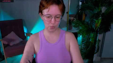 Snapshot of arizzzona_baby chatting on 04/17/26, 02:09 Arizona online show from 04/17/26, 02:09