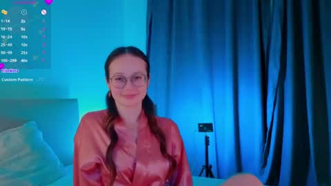 Snapshot of arlengross chatting on 07/06/26, 08:22 Bella3 online show from 07/06/26, 08:22