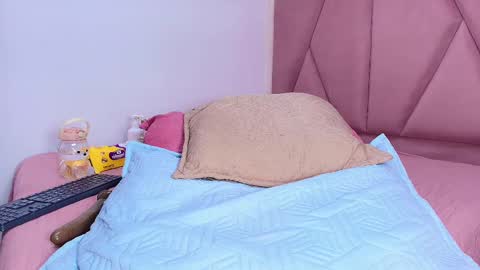 Arleth  online show from 02/26/25, 06:15