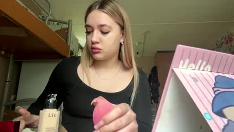 Kate online show from 05/29/26, 07:17