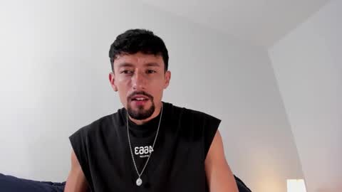 Arley Moren online show from 10/20/25, 03:12