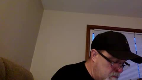 Snapshot of armyguy5311 chatting on 04/12/26, 12:48 armyguy5311 online show from 04/12/26, 12:48
