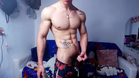Snapshot of arnold_black69 chatting on 02/03/25, 10:32 arnold black online show from 02/03/25, 10:32