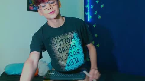 Arnold online show from 10/22/25, 07:19