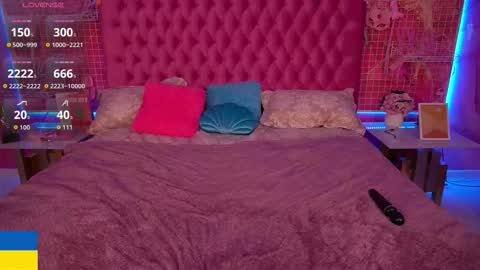 AROLINA online show from 11/21/25, 10:41