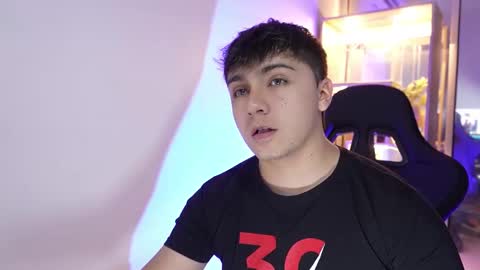 Snapshot of aron__cooper chatting on 03/04/26, 12:38 aron__cooper online show from 03/04/26, 12:38