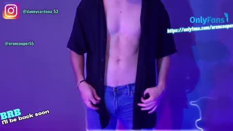 Snapshot of aron__cooper chatting on 03/23/26, 02:37 aron__cooper online show from 03/23/26, 02:37